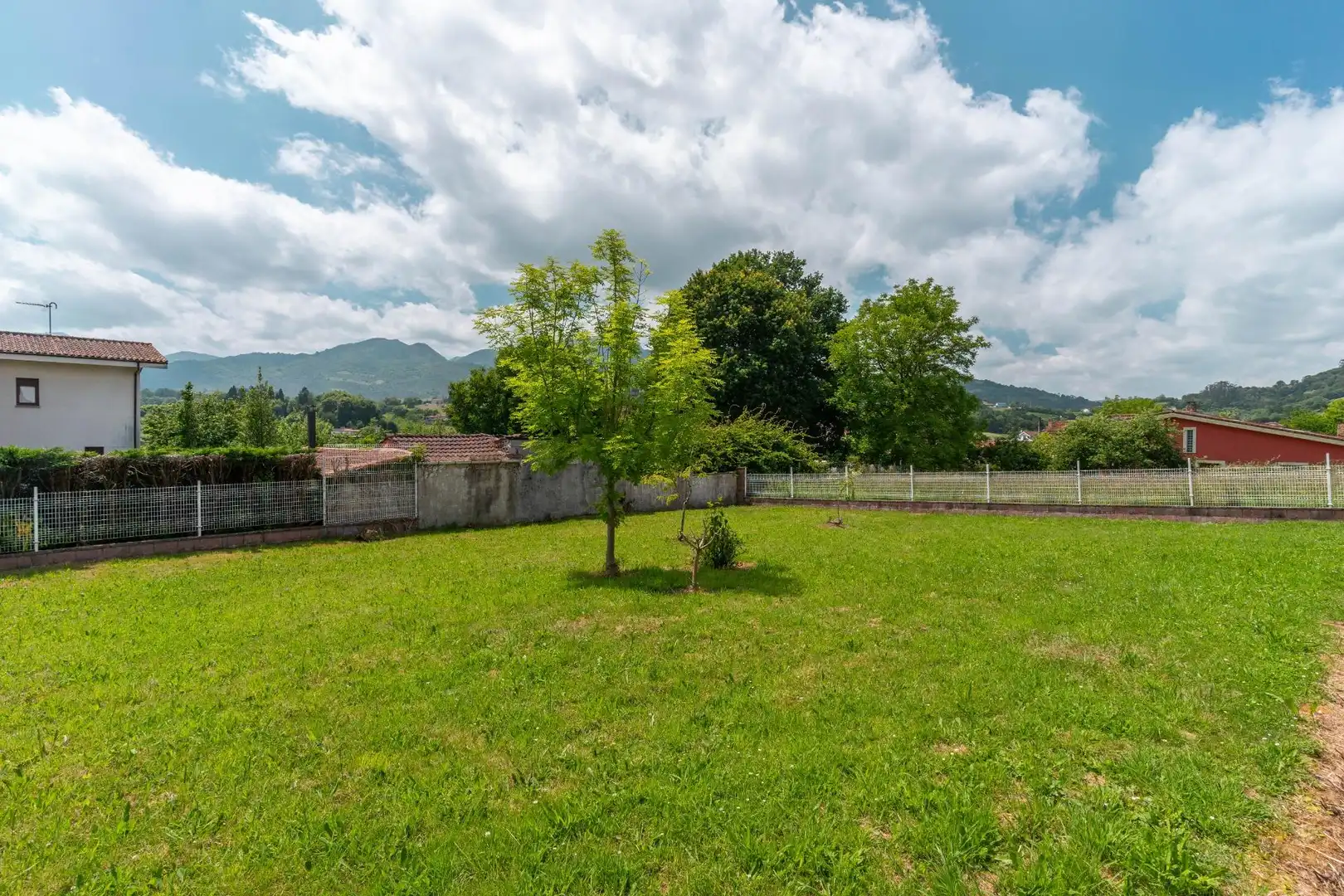 Casa o xalet en venda en Bimenes amb Calefacció, Jardí privat i Terrassa