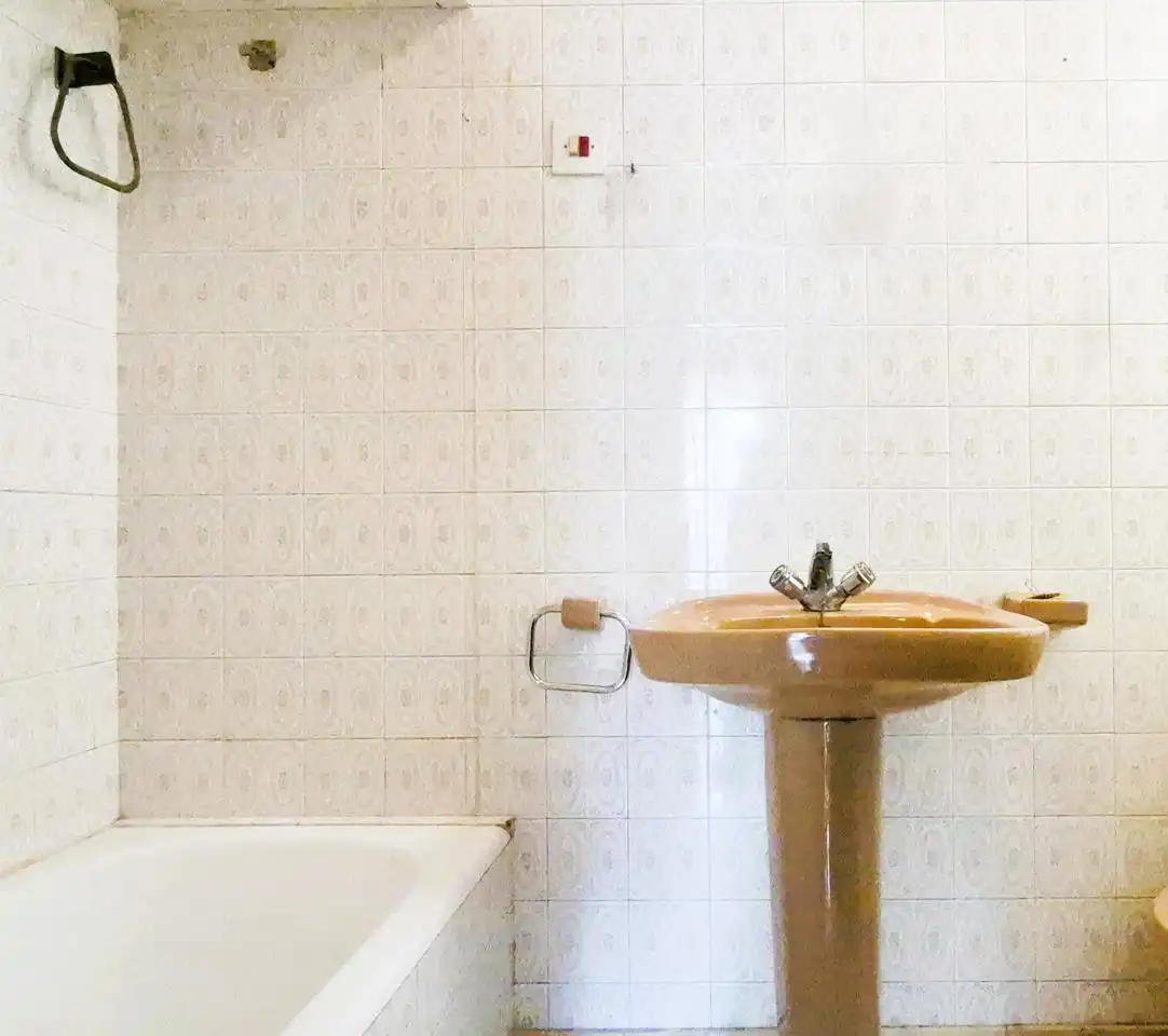 Baño de Piso en venta en Terrassa con Calefacción y Balcón