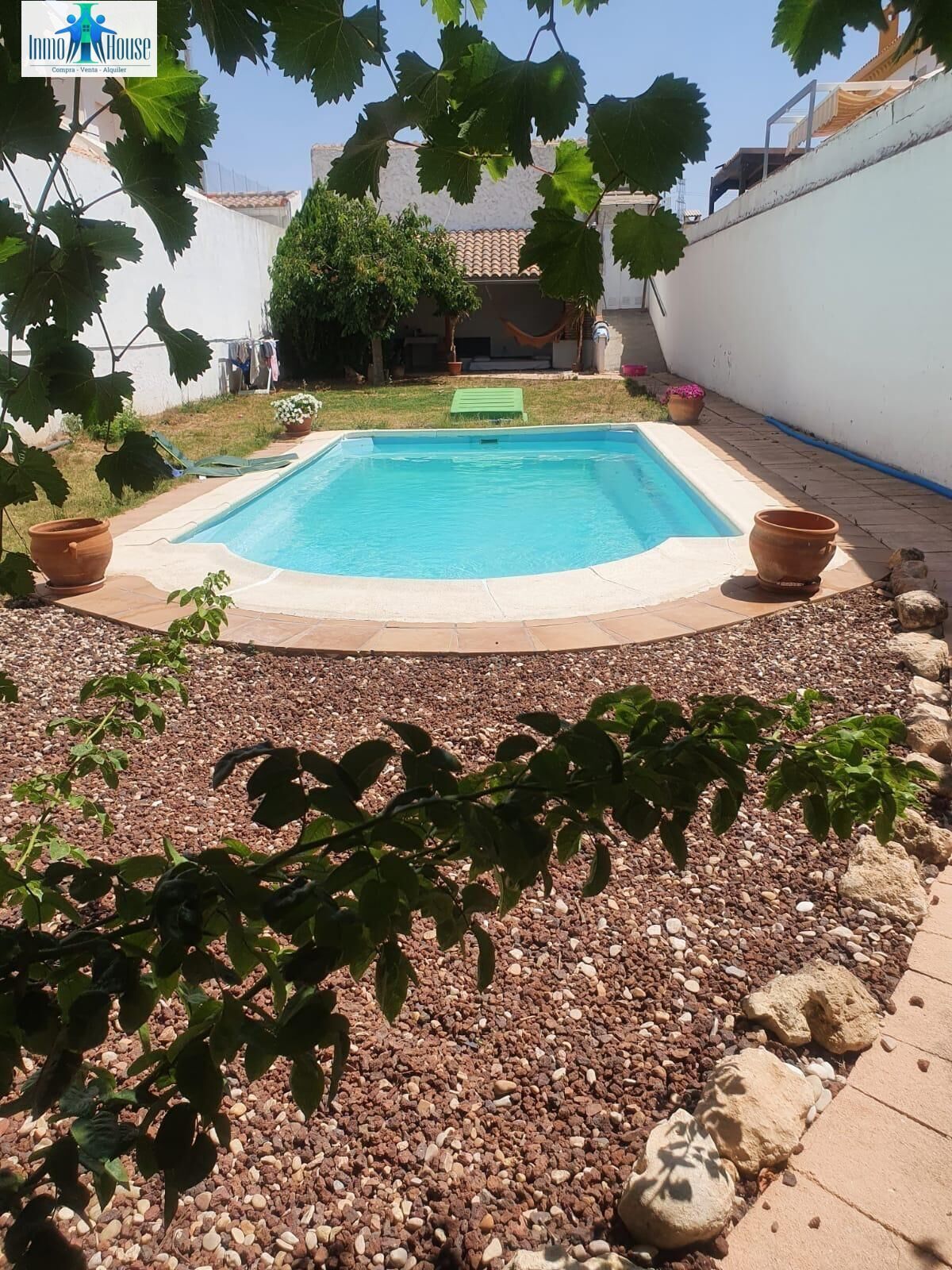 Piscina de Casa o xalet en venda en Motilleja amb Aire condicionat, Jardí privat i Terrassa