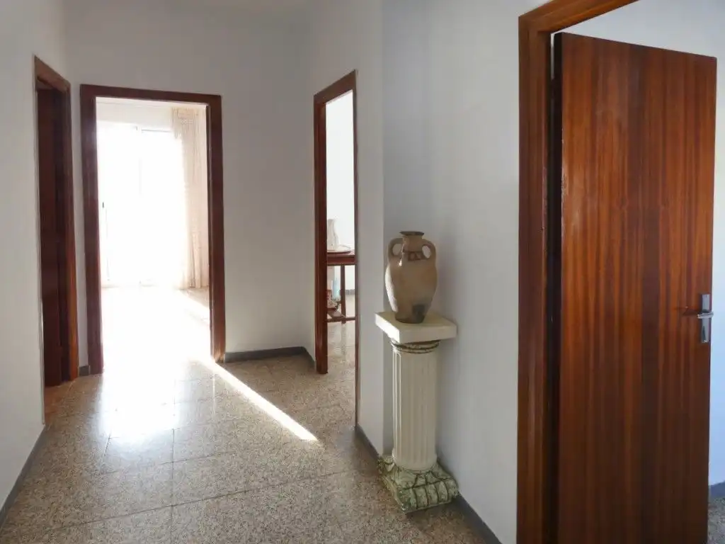 Casa adosada en venta en Camporrobles