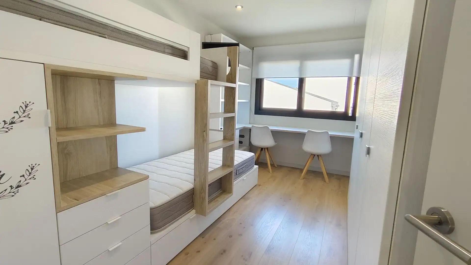 Habitación de Casa o chalet en venta en Vilobí d'Onyar con Calefacción, Jardín privado y Terraza