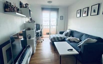 Sala d'estar de Apartament en venda en  Albacete Capital amb Calefacció, Terrassa i Balcó