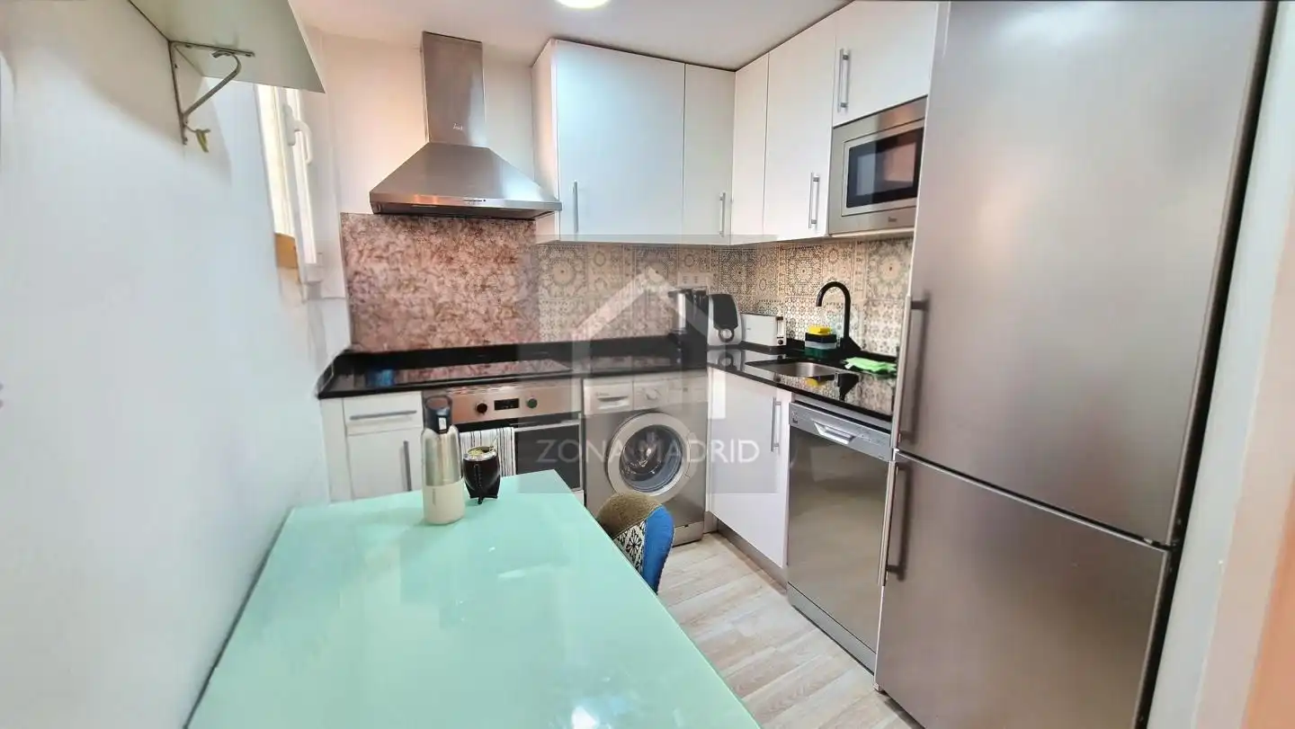 Cocina de Piso en venta en Madrid con Aire acondicionado, Terraza y Amueblado