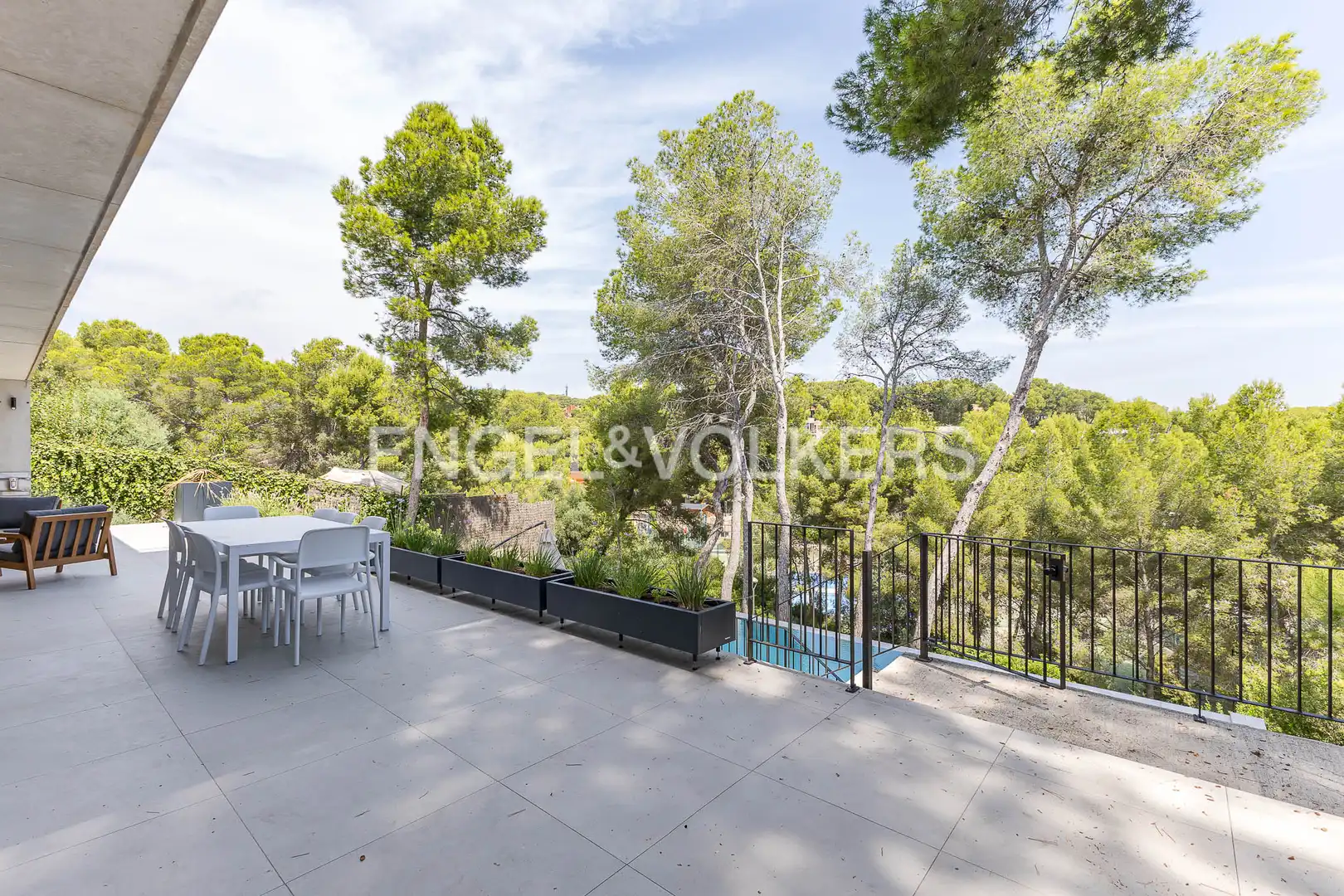 Vista exterior de Casa o xalet en venda en Tarragona amb Aire condicionat, Calefacció i Jardí privat
