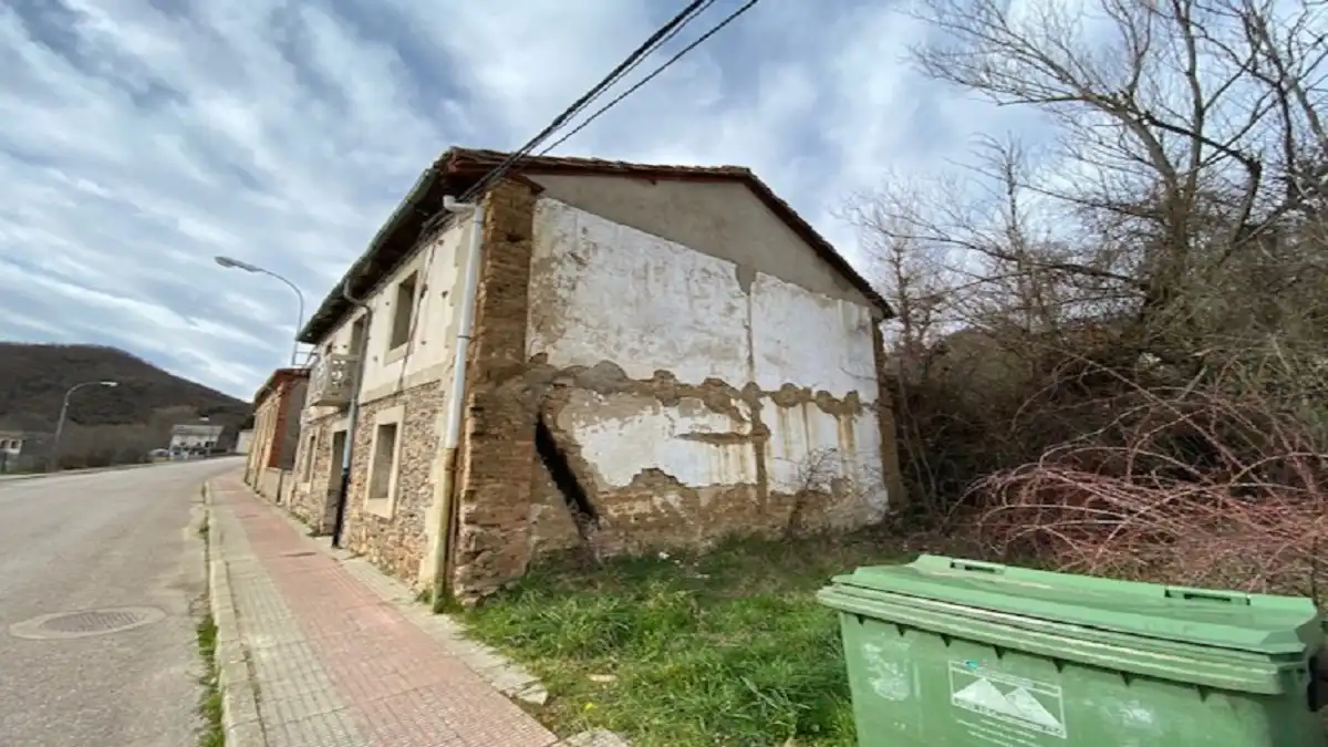 Vista exterior de Casa o chalet en venta en Sabero, León