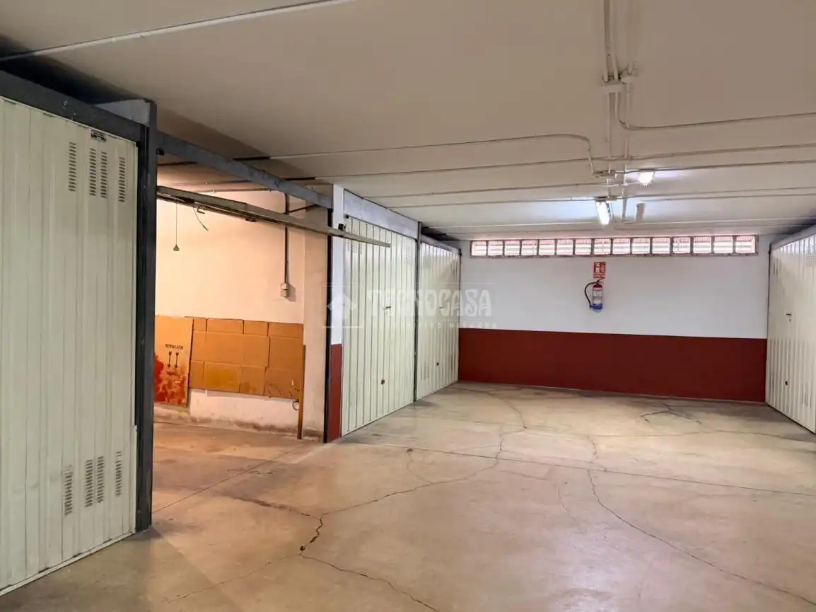 Garage for sale in Santander