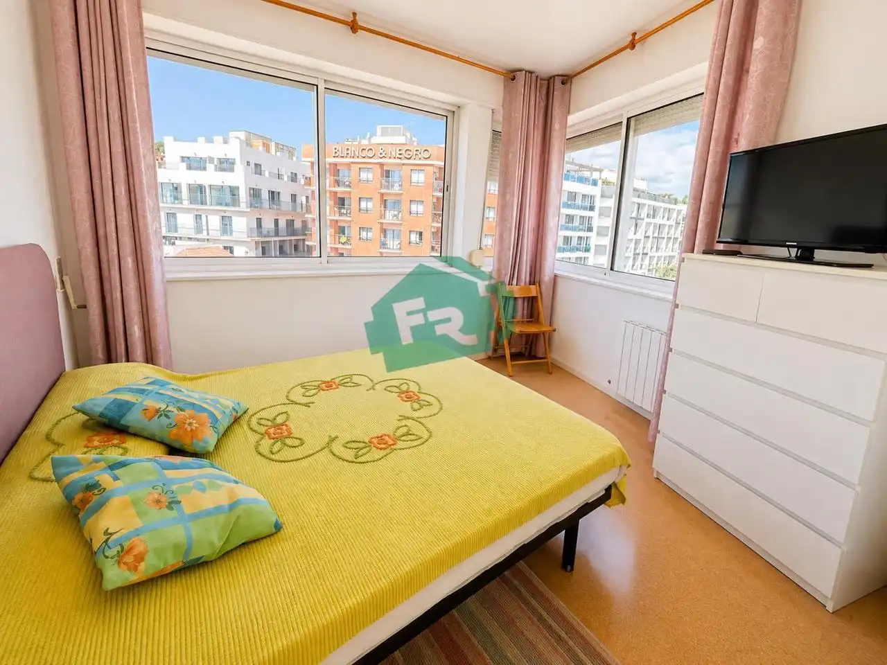 Dormitori de Pis en venda en Lloret de Mar amb Calefacció i Terrassa