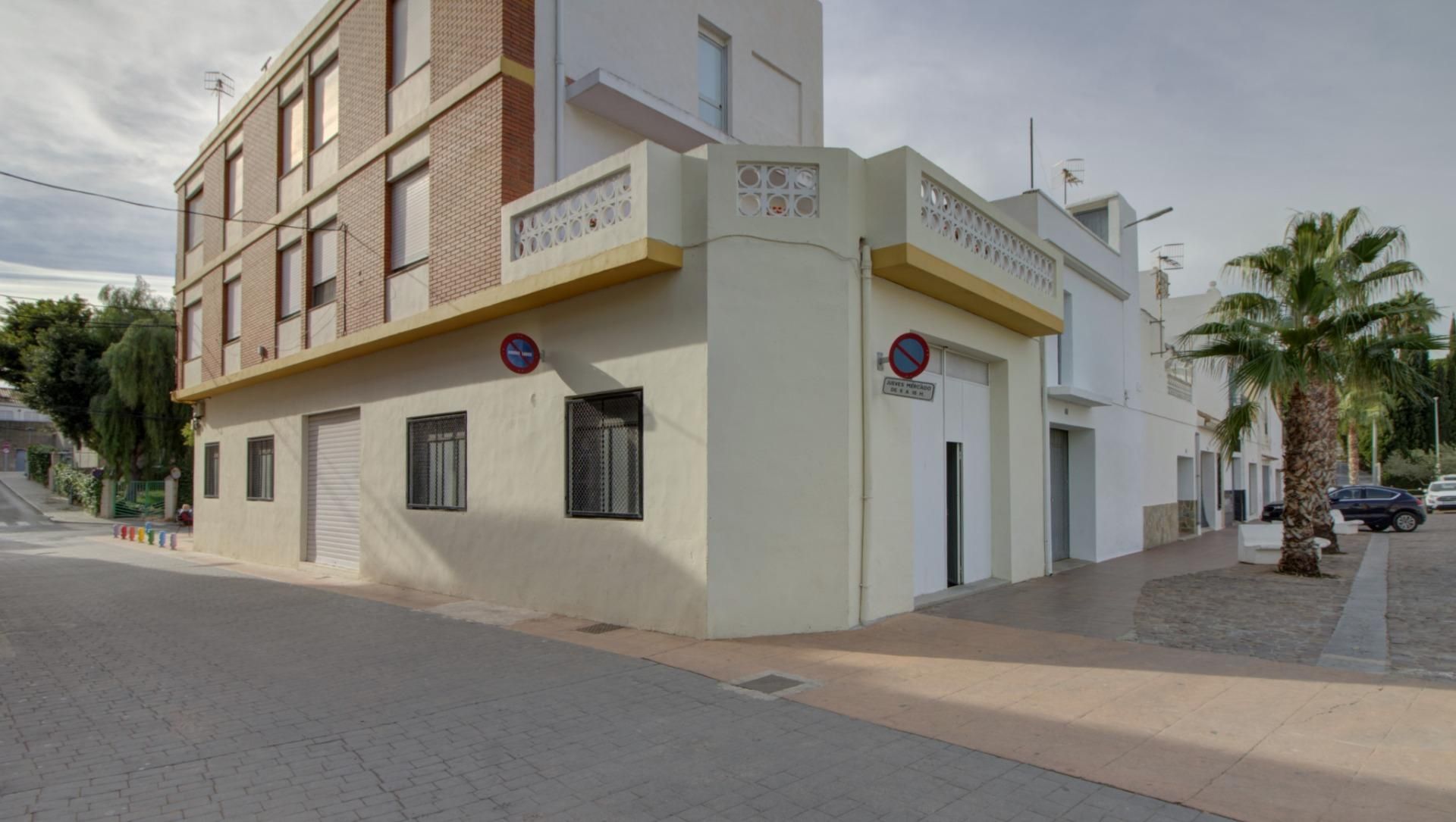 Vista exterior de Local de lloguer en Almenara