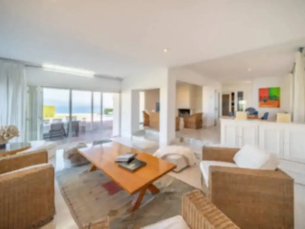 Sala de estar de Piso de alquiler en L'Escala con Aire acondicionado, Piscina y Amueblado