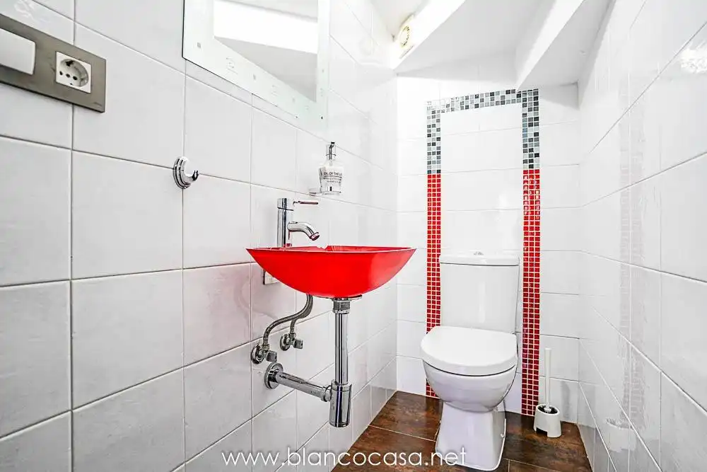 Baño de Casa o chalet en venta en Vimianzo con Calefacción, Trastero y Amueblado