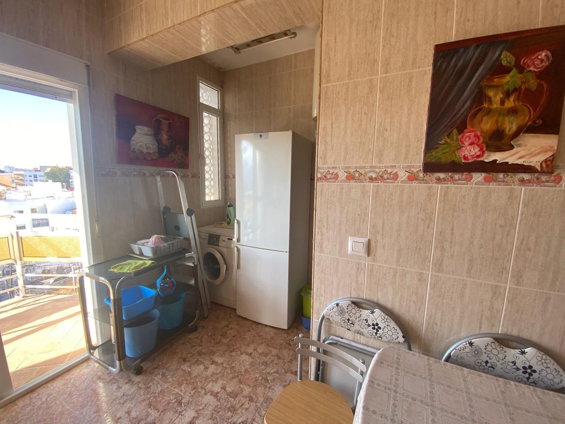 Kitchen of Flat for sale in Algeciras  with Balcony