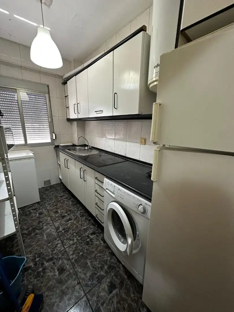 Flat for rent in Paseo de la Estación, Peñamefecit - Avda Barcelona