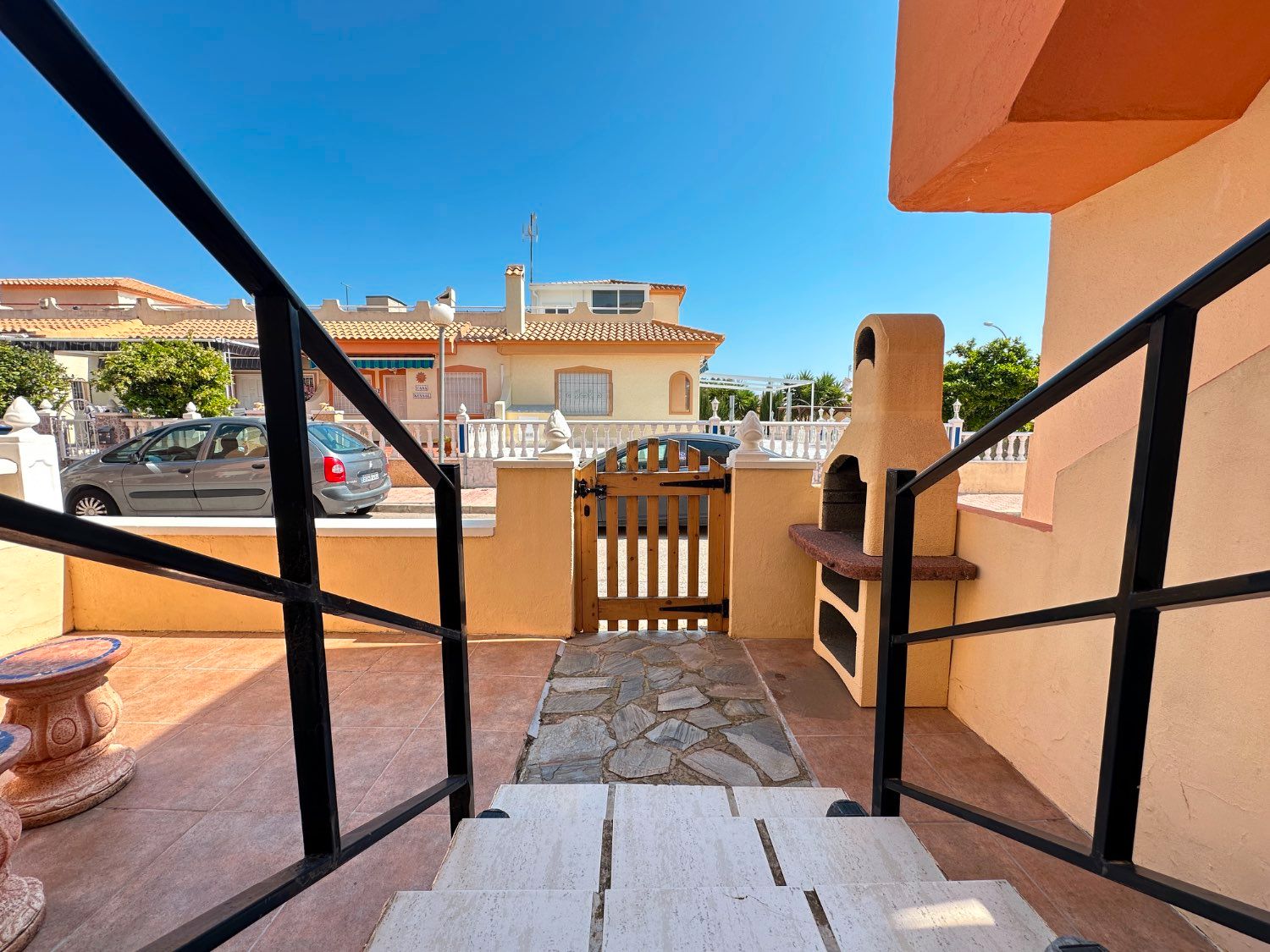 Außenansicht von Wohnungen zum Verkauf in Orihuela mit Klimaanlage, Möbliert und Internet