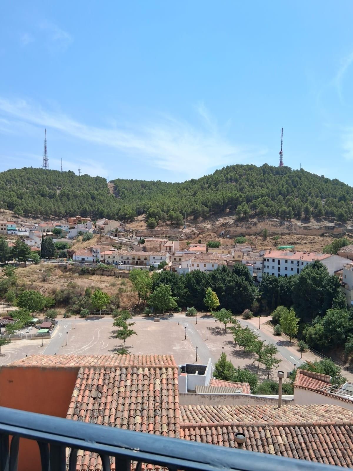 Vista exterior de Planta baixa en venda en Chinchilla de Monte-Aragón amb Aire condicionat i Balcó