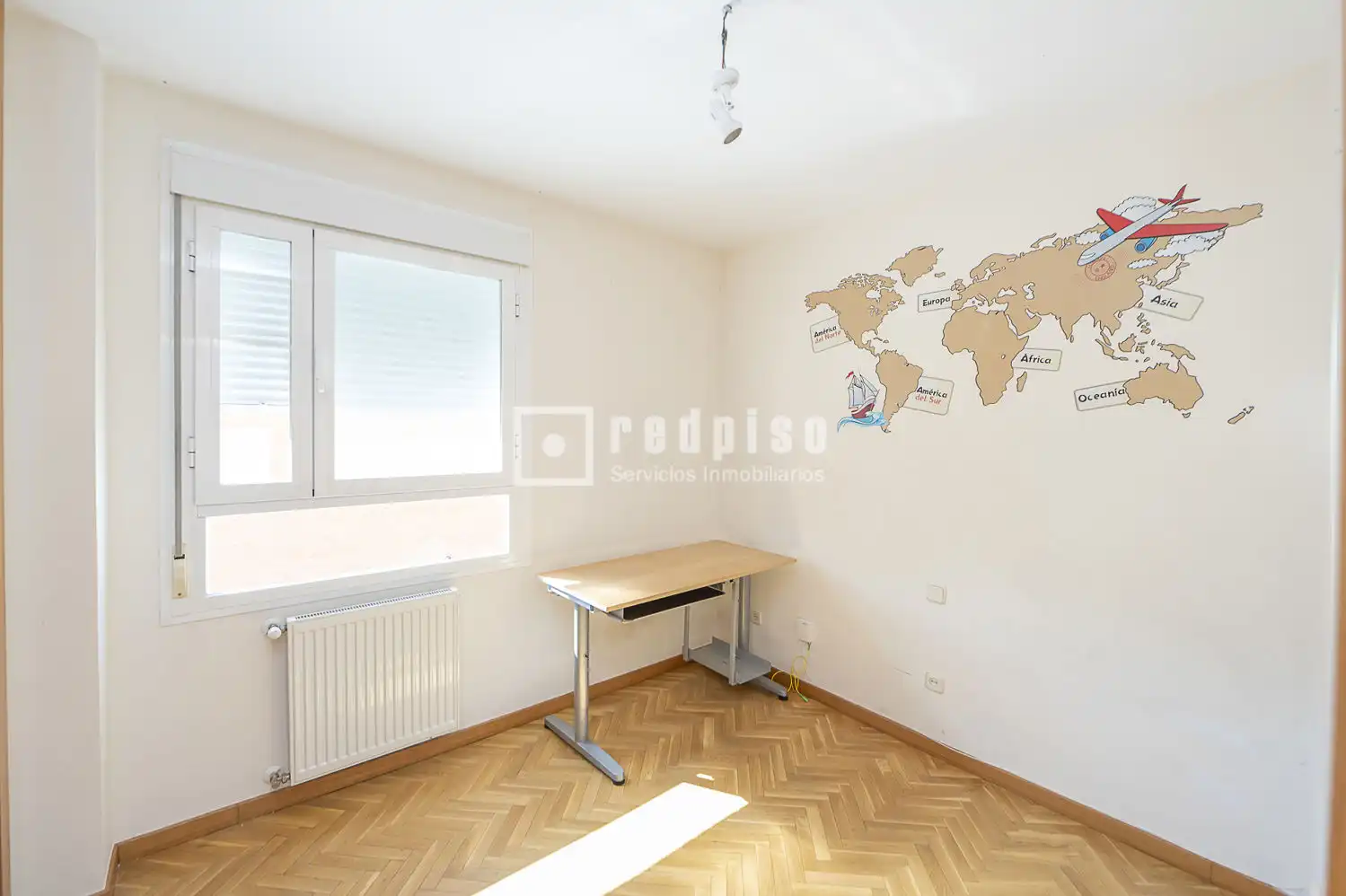 Schlafzimmer von Wohnung zum Verkauf in Valdemoro mit Klimaanlage, Heizung und Privatgarten