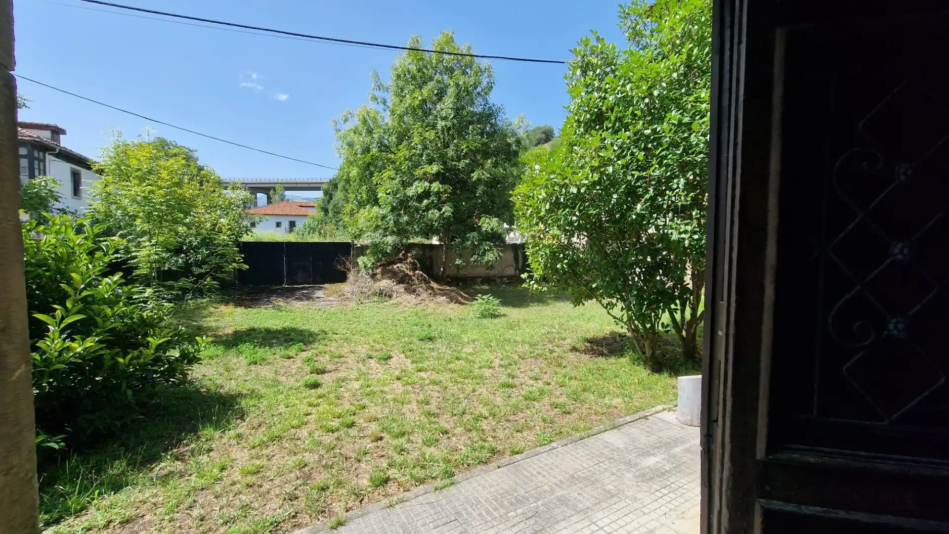 Finca rústica en venda en Lena amb Jardí privat, Terrassa i Balcó