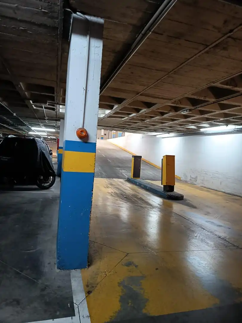 Aparcament de Garatge en venda en Sevilla