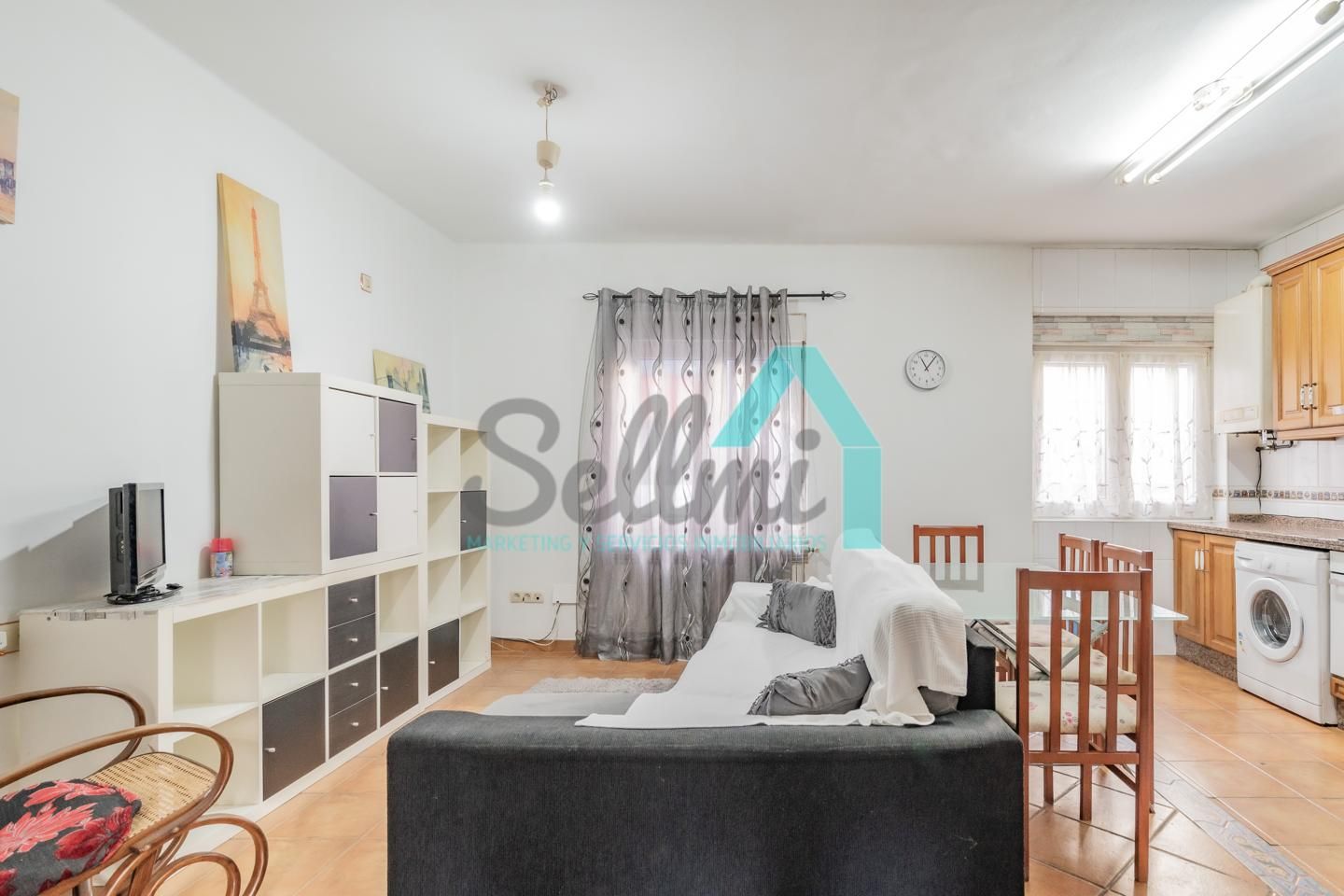 Living room of Flat to rent in Oviedo   with Heating, Parquet flooring and Terrace