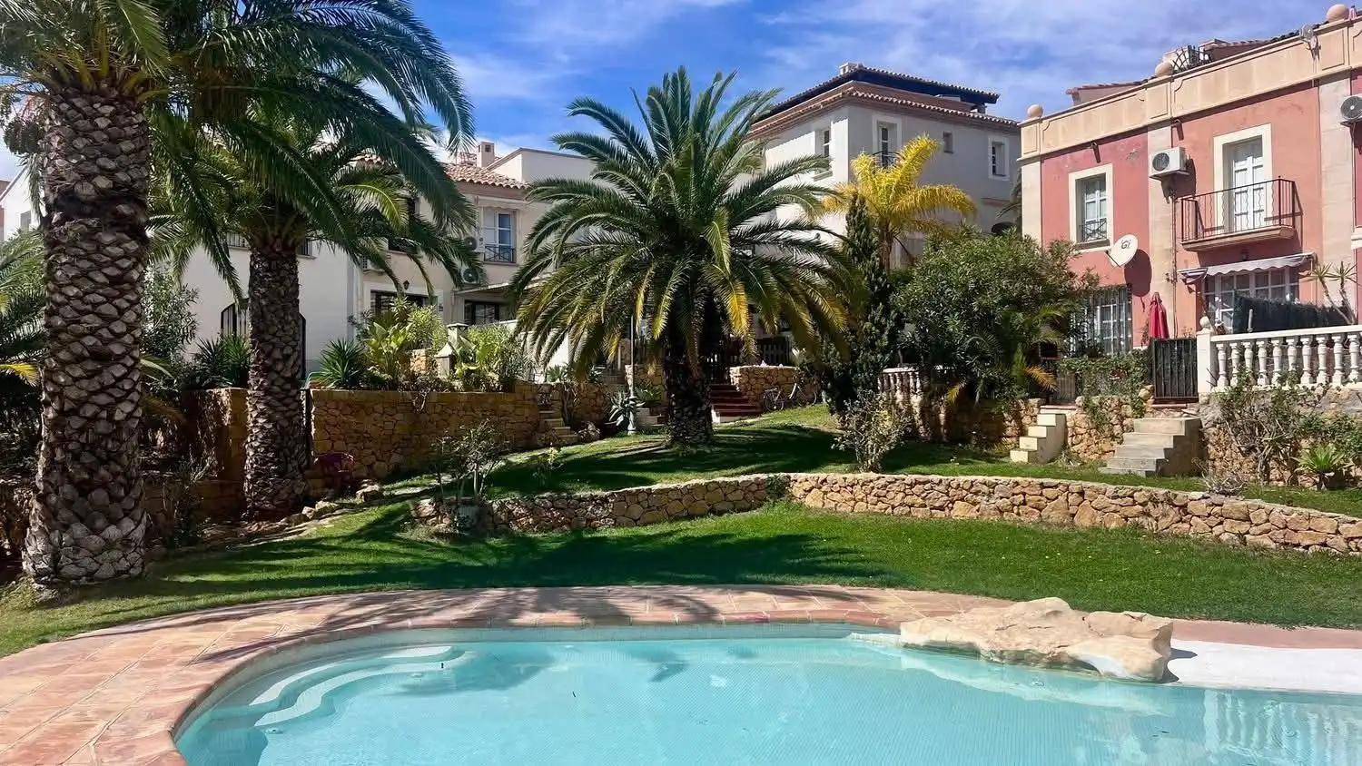 Adossat amb balcó en venda a Golf Bahía, imagen 23