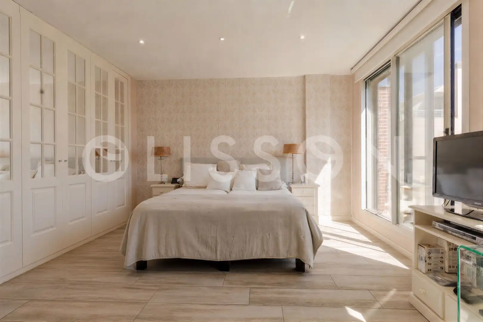 Bedroom of Detached homes for sale in Madrid  with Air Conditioner, Heating and Private garden
