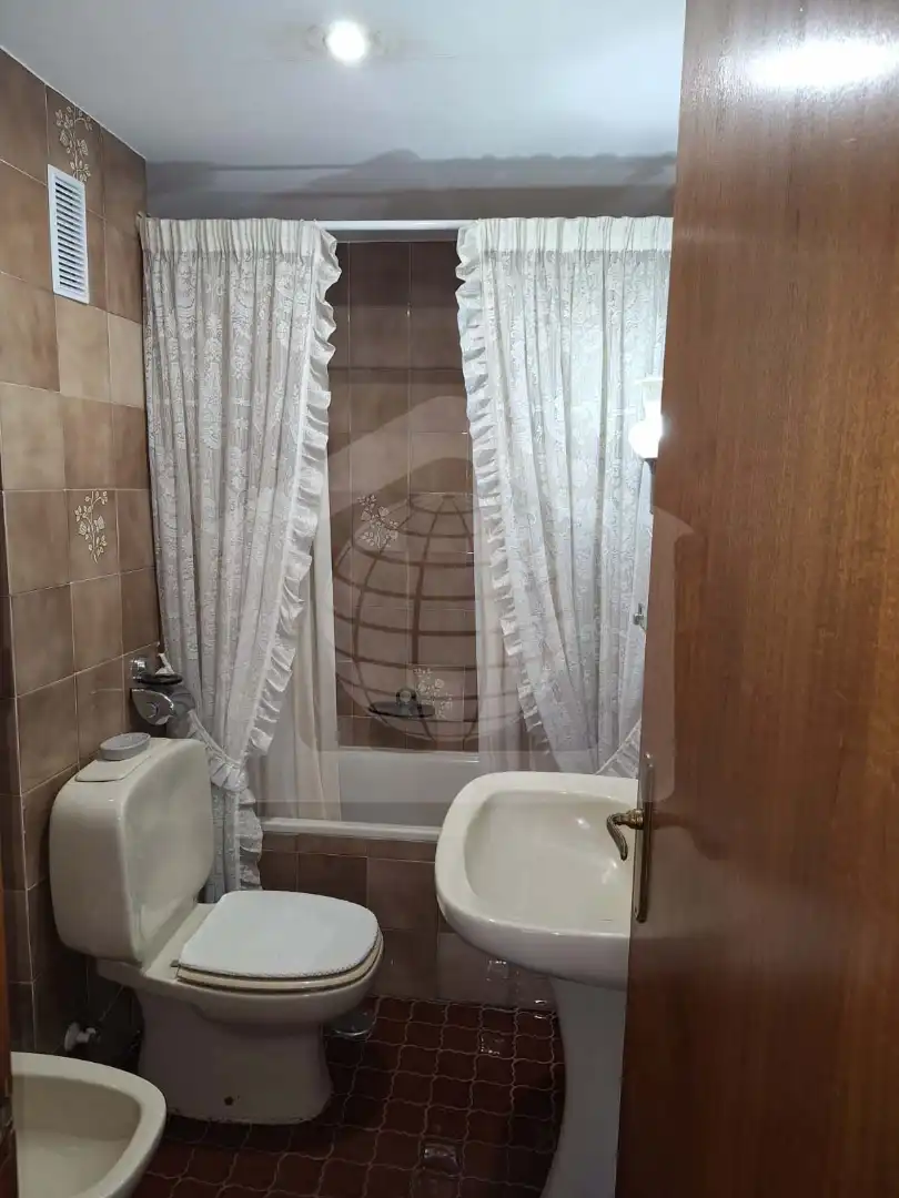 Baño de Piso en venta en Málaga con Aire acondicionado y Amueblado