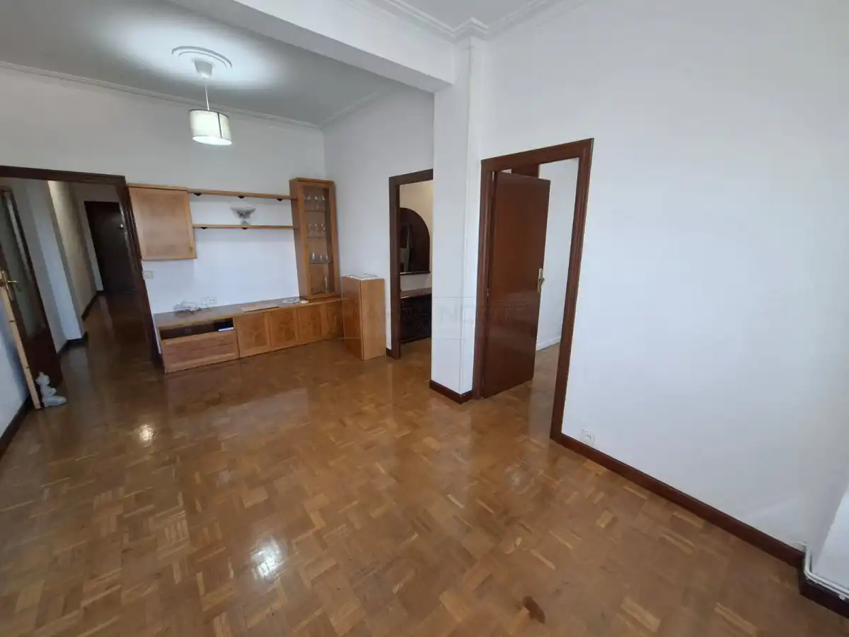 Habitación de Piso en venta en Vitoria - Gasteiz con Calefacción, Parquet y Terraza