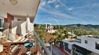 Exterior view of Flat for sale in Sant Pere de Ribes  with Terrace and Balcony