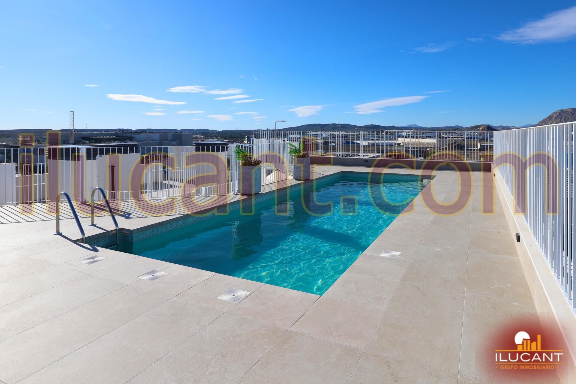Swimming pool of Attic for sale in Alicante / Alacant  with Air Conditioner, Terrace and Balcony