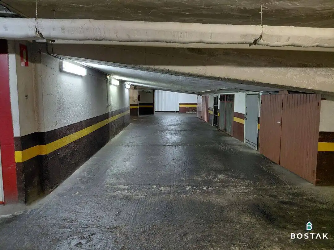 Parkplatz zur Miete in Luis Iruarrizaga Kalea, imagen 7