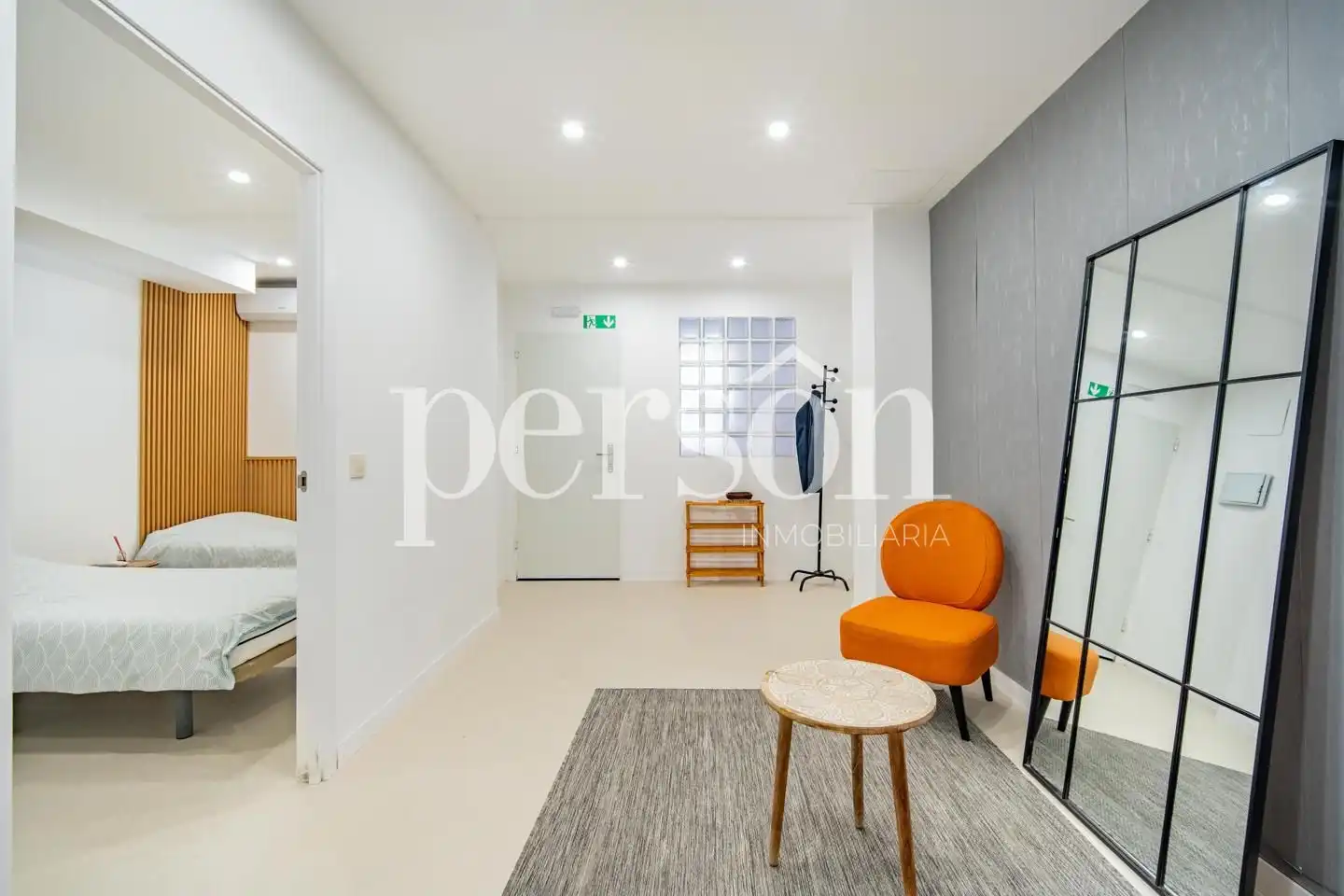 Ground floor for sale in Valencia  with Air Conditioner, Heating and Terrace
