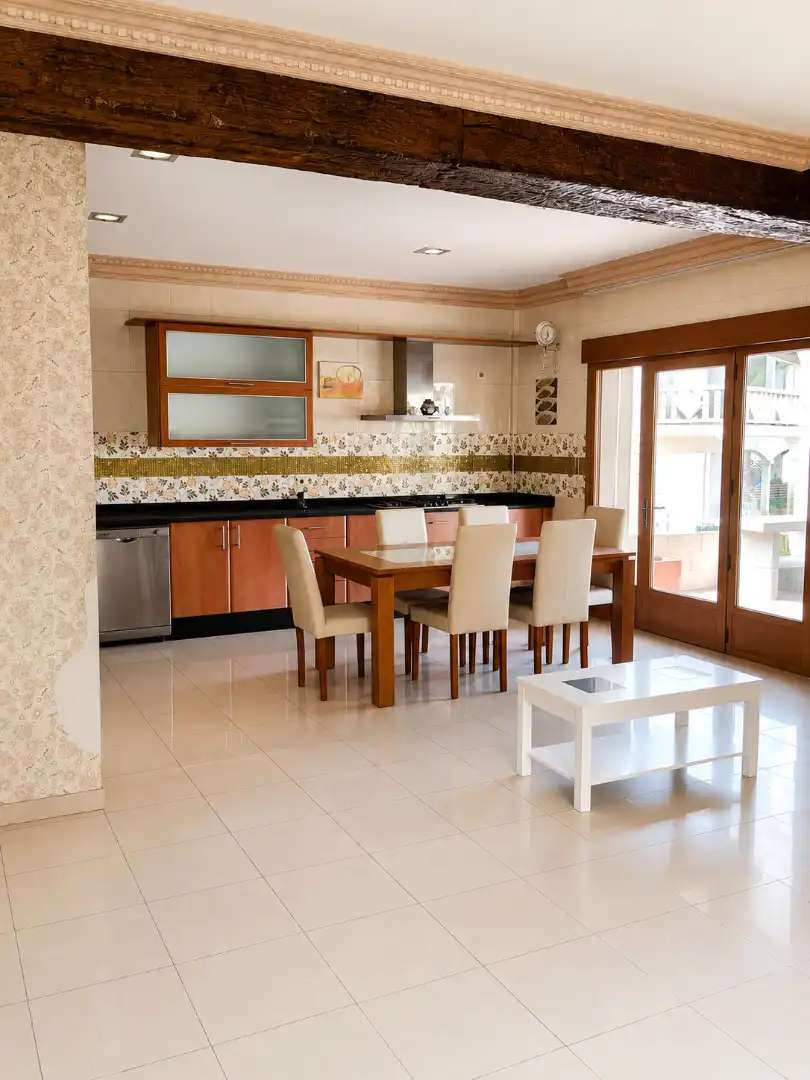 Comedor de Casa o chalet en venta en Poio con Calefacción, Jardín privado y Terraza