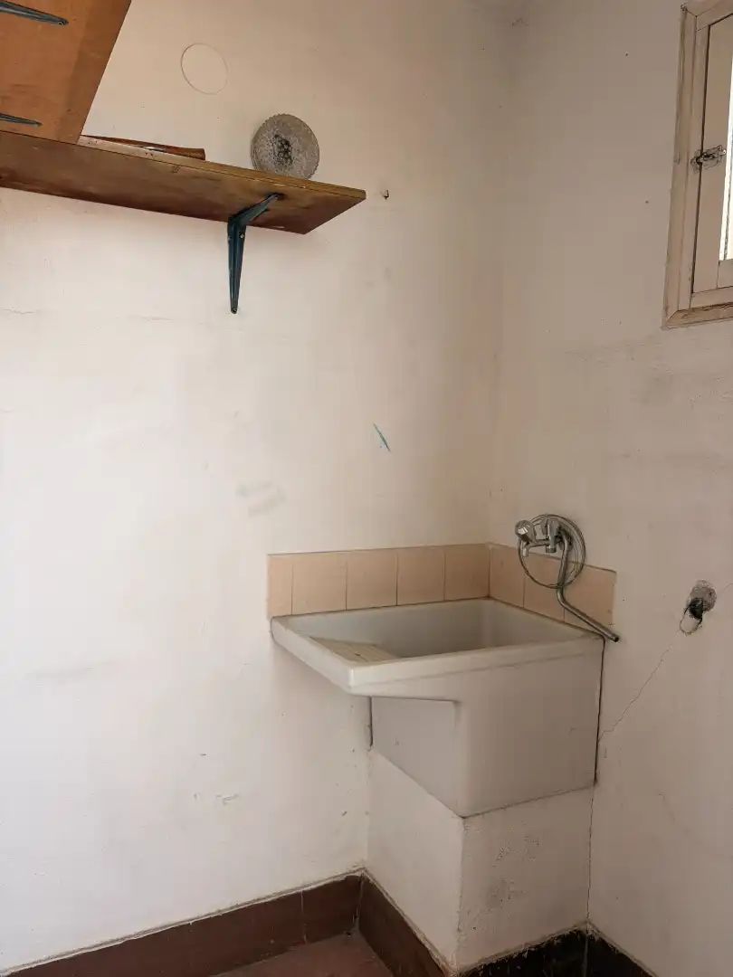 Bany de Casa o xalet en venda en Bellvís amb Calefacció, Jardí privat i Moblat