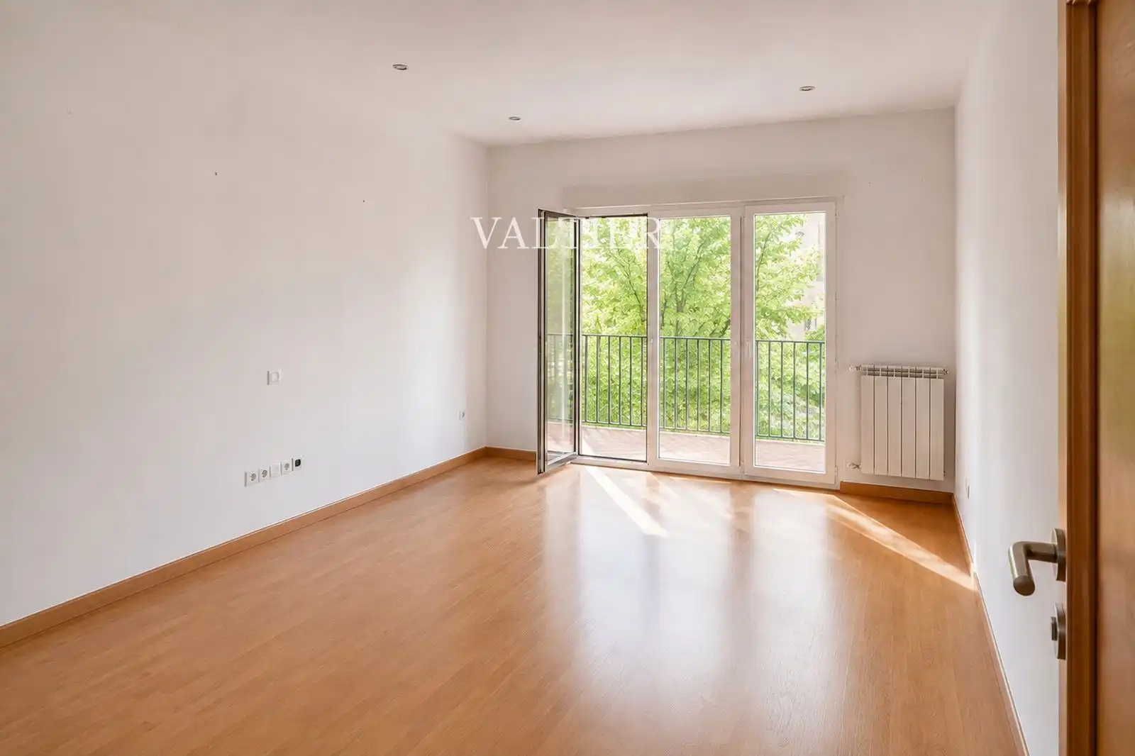 Flat for sale in Lista
