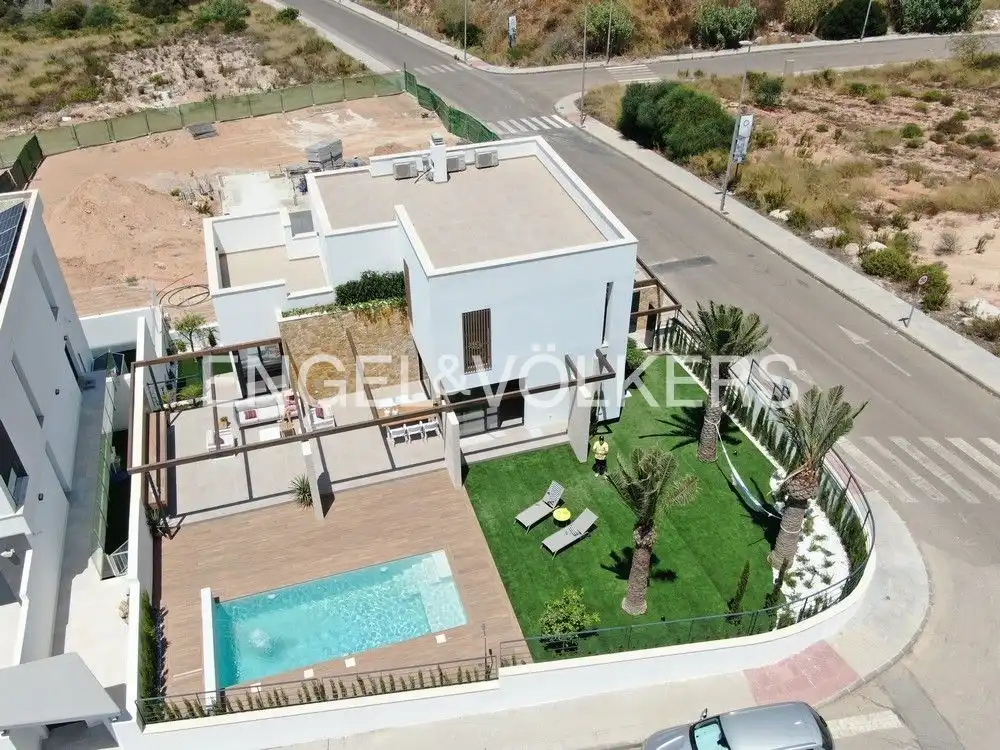 Außenansicht von Country house zum Verkauf in Orihuela mit Klimaanlage, Heizung und Privatgarten