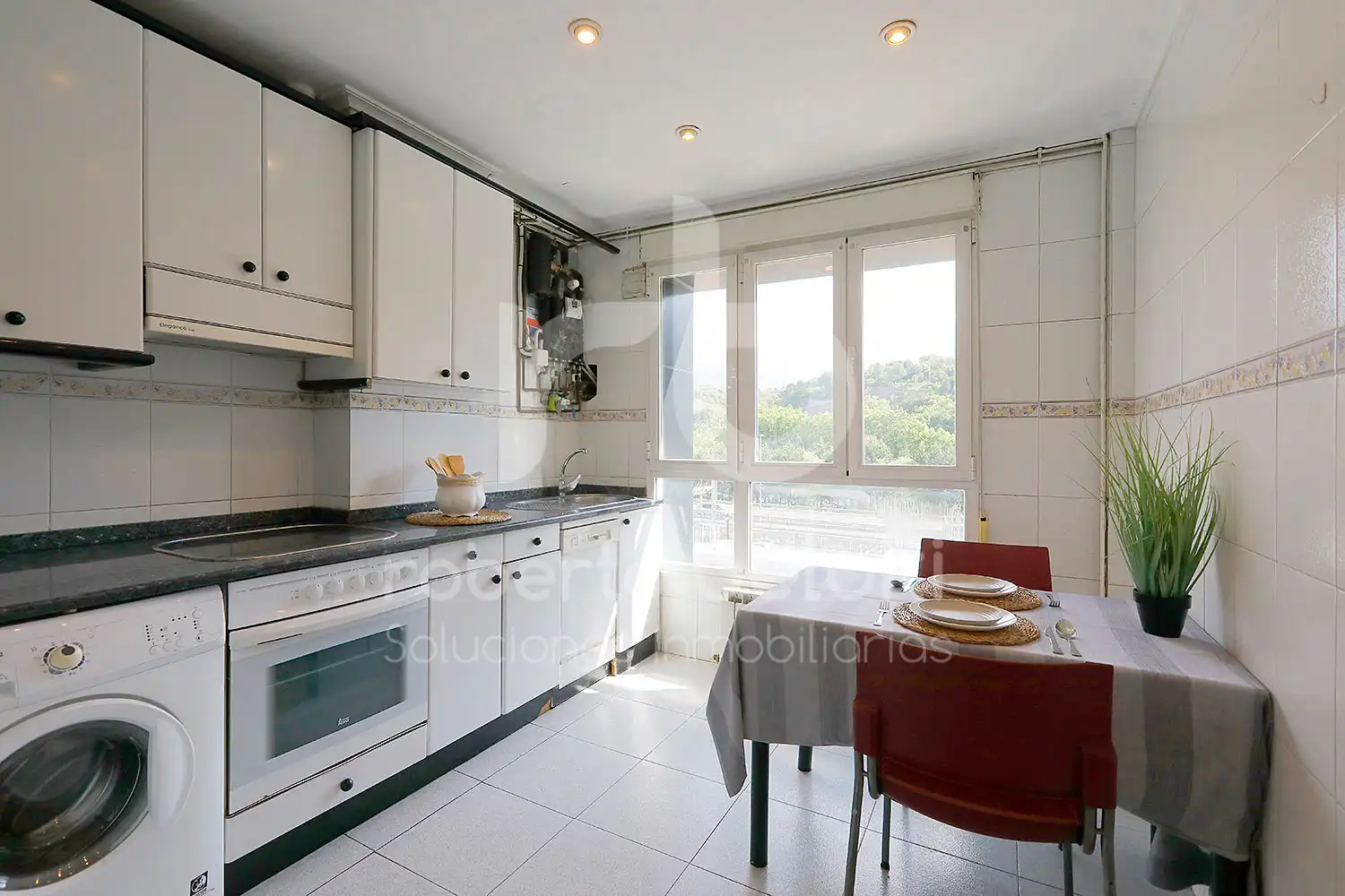 Piso con ascensor en venta en Antzieta Pasealekua, imagen 6