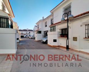 Exterior view of Single-family semi-detached for sale in Jerez de la Frontera  with Air Conditioner