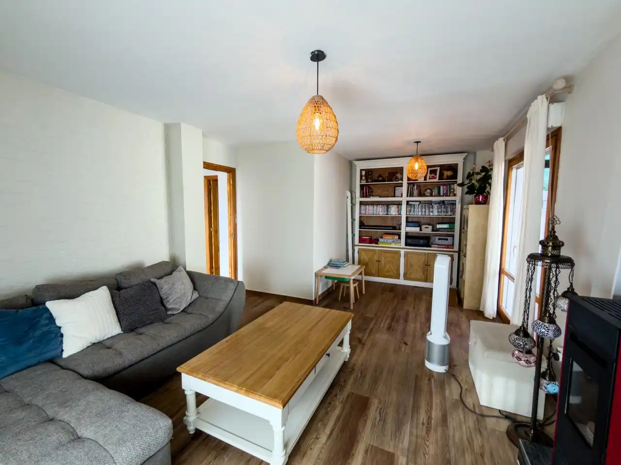 Living room of Houses for sale in Relleu  with Swimming Pool