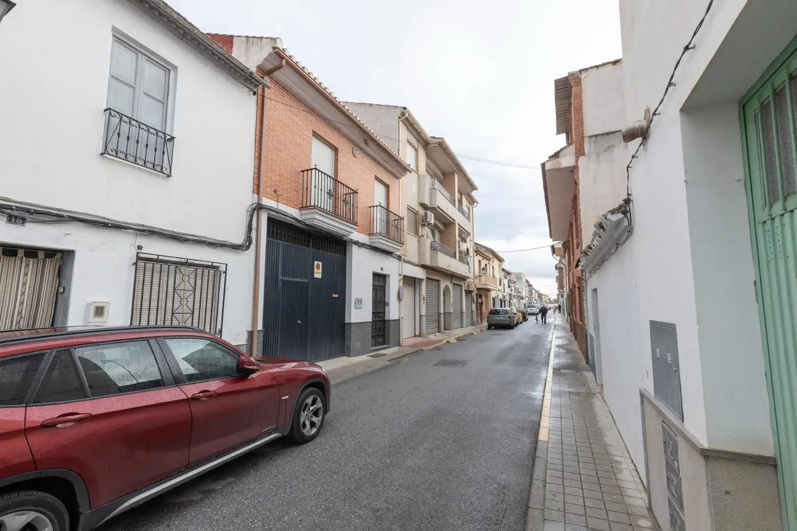 Vista exterior de Piso en venta en Fuente Vaqueros con Aire acondicionado y Balcón