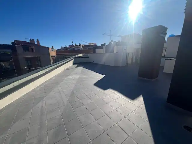 Planta baixa de lloguer a Carrer de Sant Pere, 81, Centre