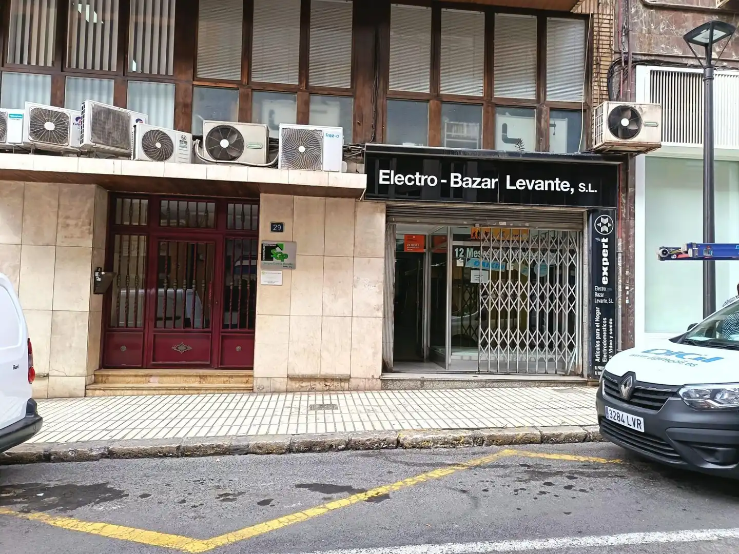 Local comercial en venda a Centro, imagen 2