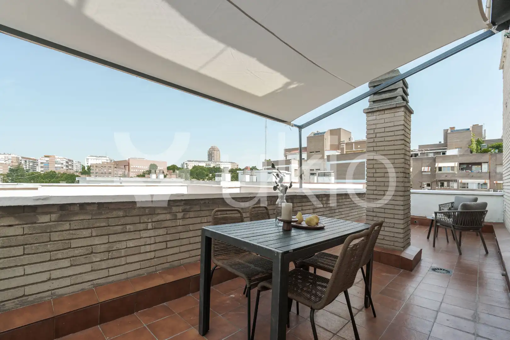 Terrassa de Apartament de lloguer en Madrid amb Aire condicionat, Calefacció i Moblat
