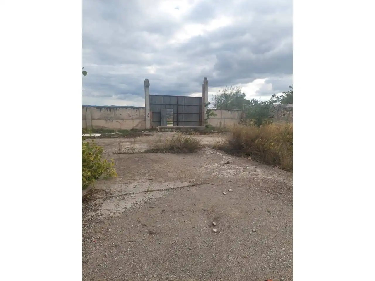 Residential land for sale in Calle Oluges