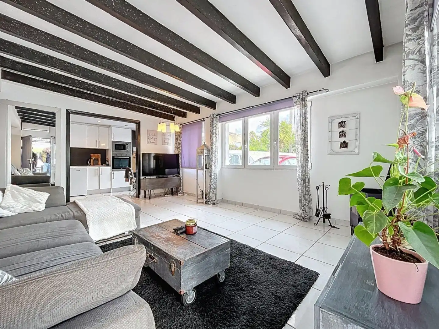 Sala d'estar de Casa o xalet en venda en L'Alfàs del Pi amb Aire condicionat, Calefacció i Jardí privat
