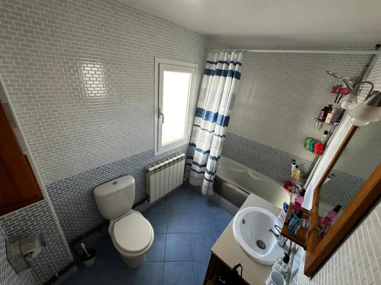 Baño de Piso en venta en Villarrubia de Santiago con Aire acondicionado, Calefacción y Terraza