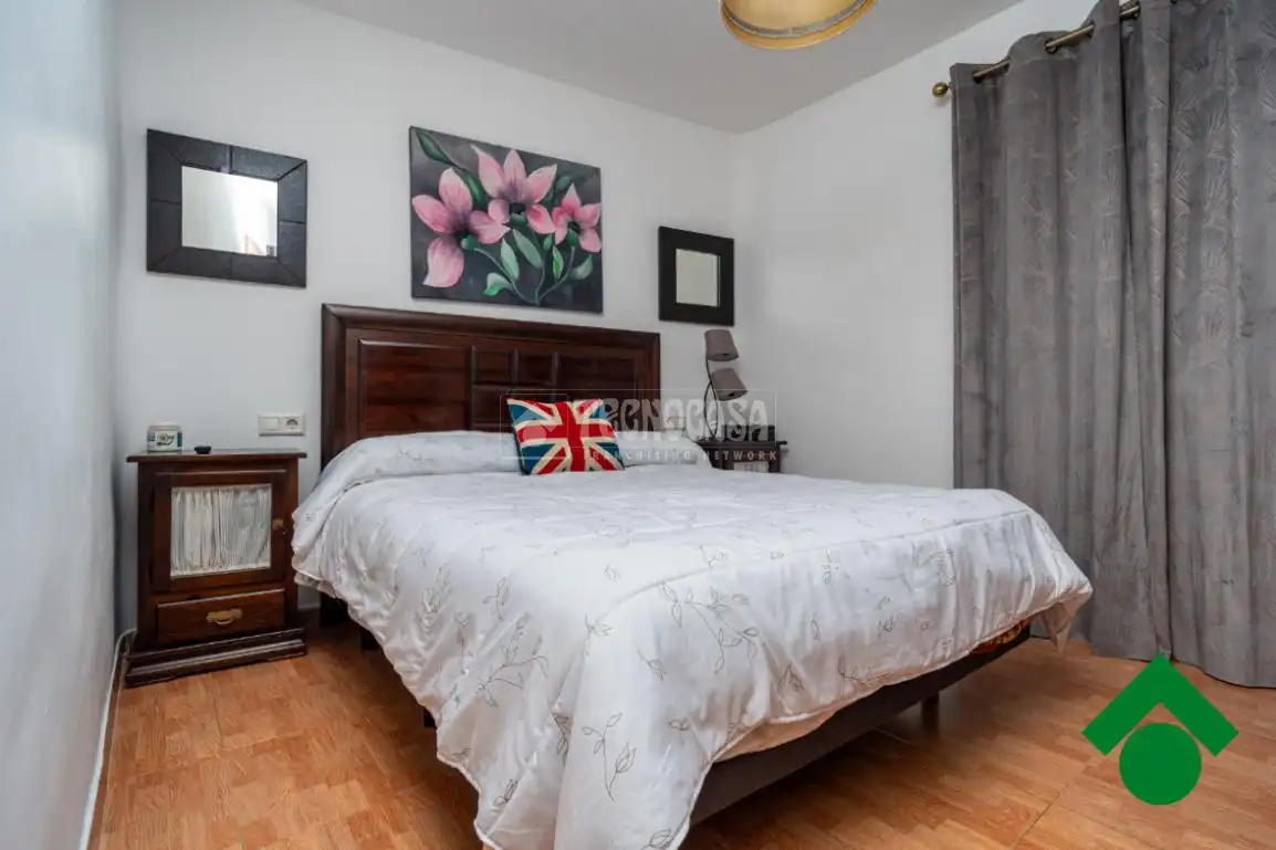 Schlafzimmer von Einfamilien-Reihenhaus zum Verkauf in Albolote