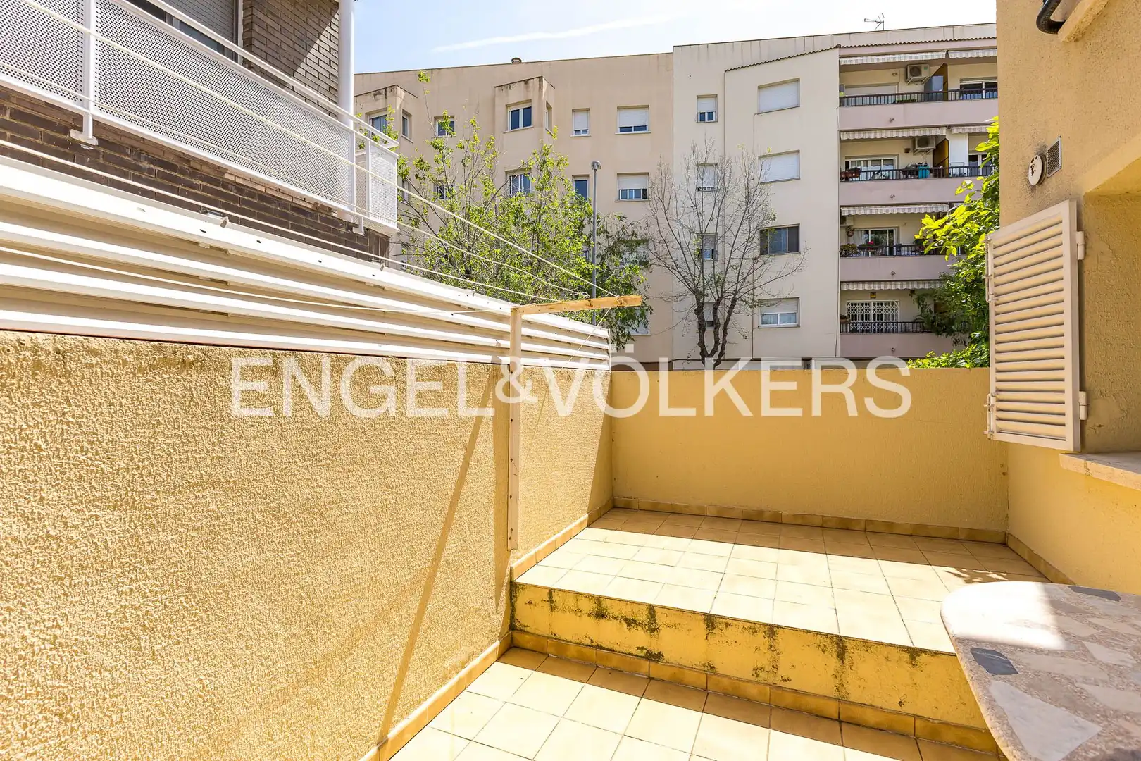 Balcony of Houses for sale in Vilanova i la Geltrú  with Air Conditioner, Heating and Private garden