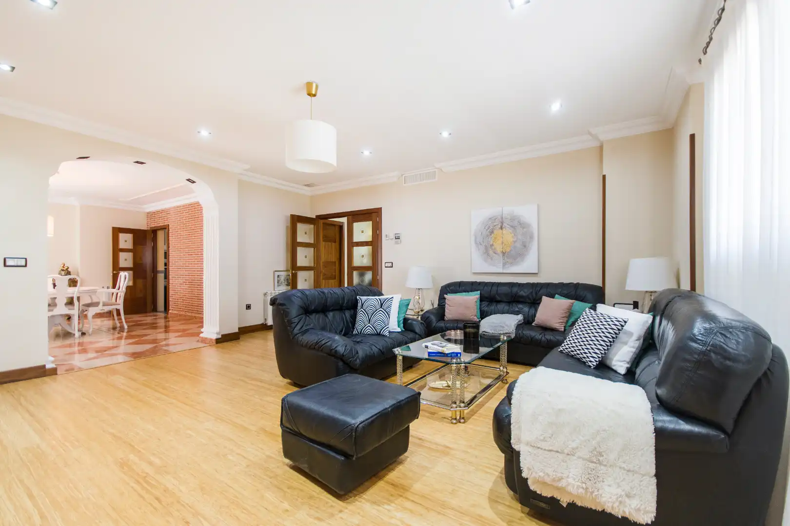 Living room of Houses for sale in Aranjuez  with Air Conditioner, Heating and Private garden