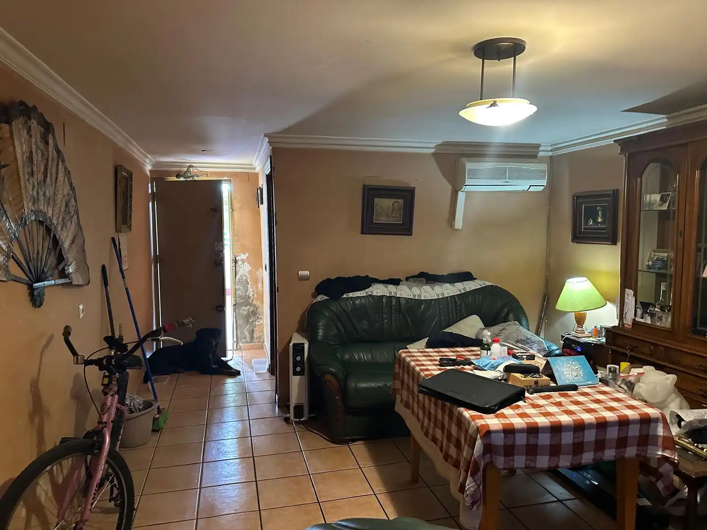 Houses for sale in Sevilla  with Air Conditioner
