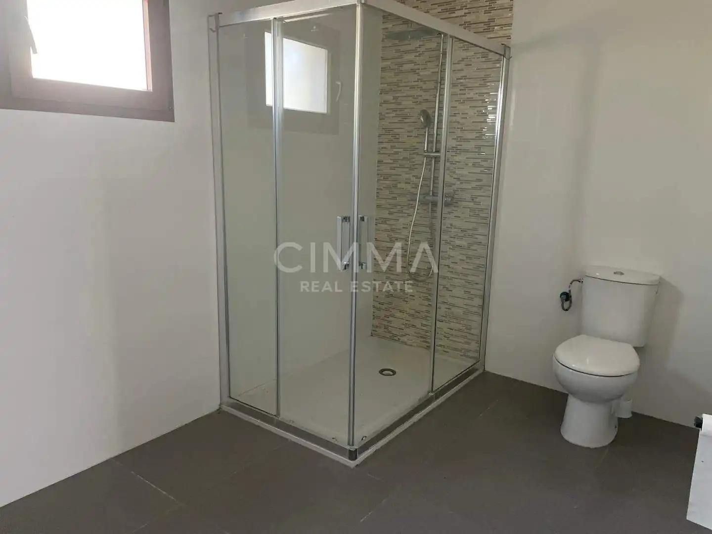 Baño de Casa o chalet en venta en La Nucia con Aire acondicionado, Calefacción y Jardín privado