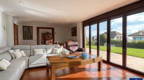 Foto 2 de Casa o xalet en venda a Calle Cuba, Luanco - Aramar - Antromero, Asturias